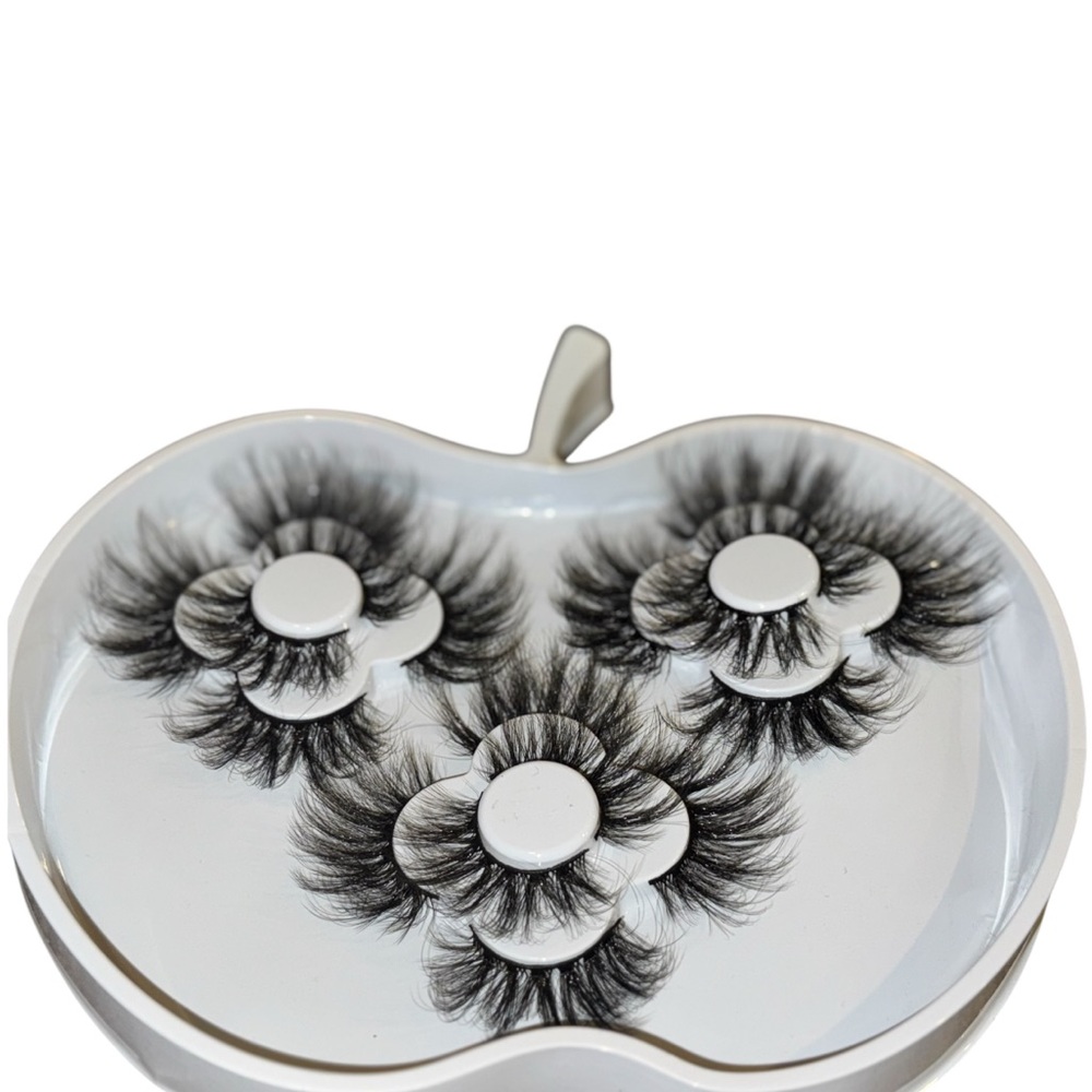 Light Wispy Mink Lash Strips (NWOT) - Picture 2 of 2